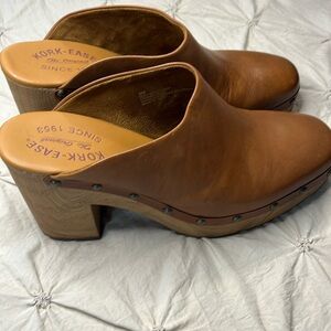 KORK-EASE Sudbury Clog Mule Platform Cognak Brown 9M